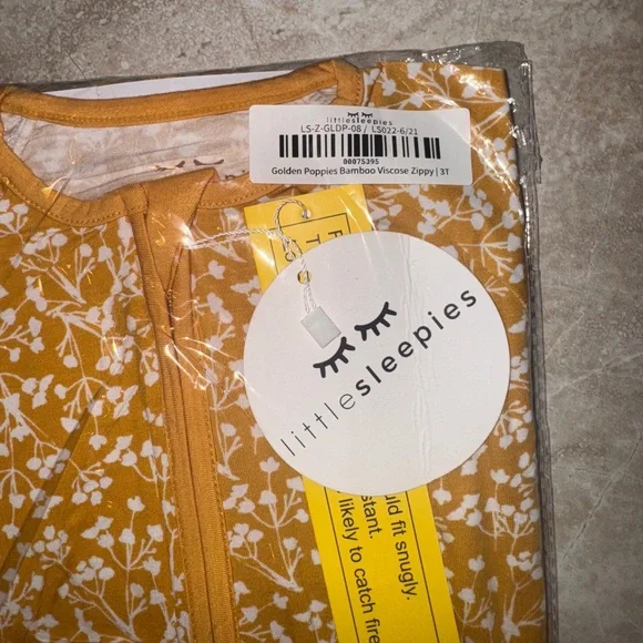 🌼 Golden Poppies Bamboo Zippy Little Sleepies 3T Retired Yellow Floral Print NEW - Picture 2 of 6